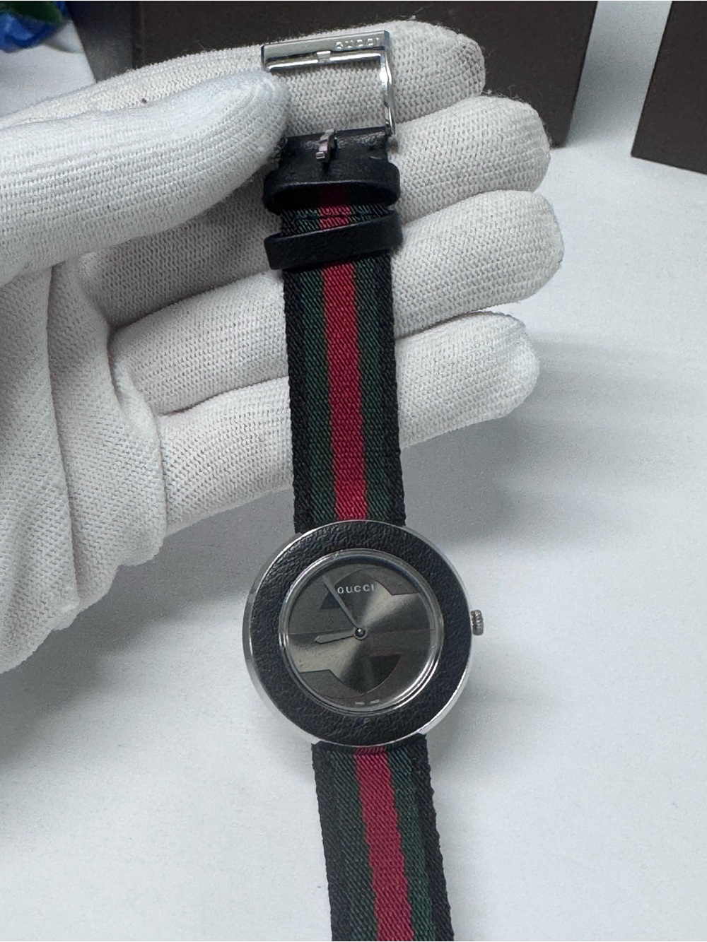 Sale Gucci U Play Unisex Watch View 6